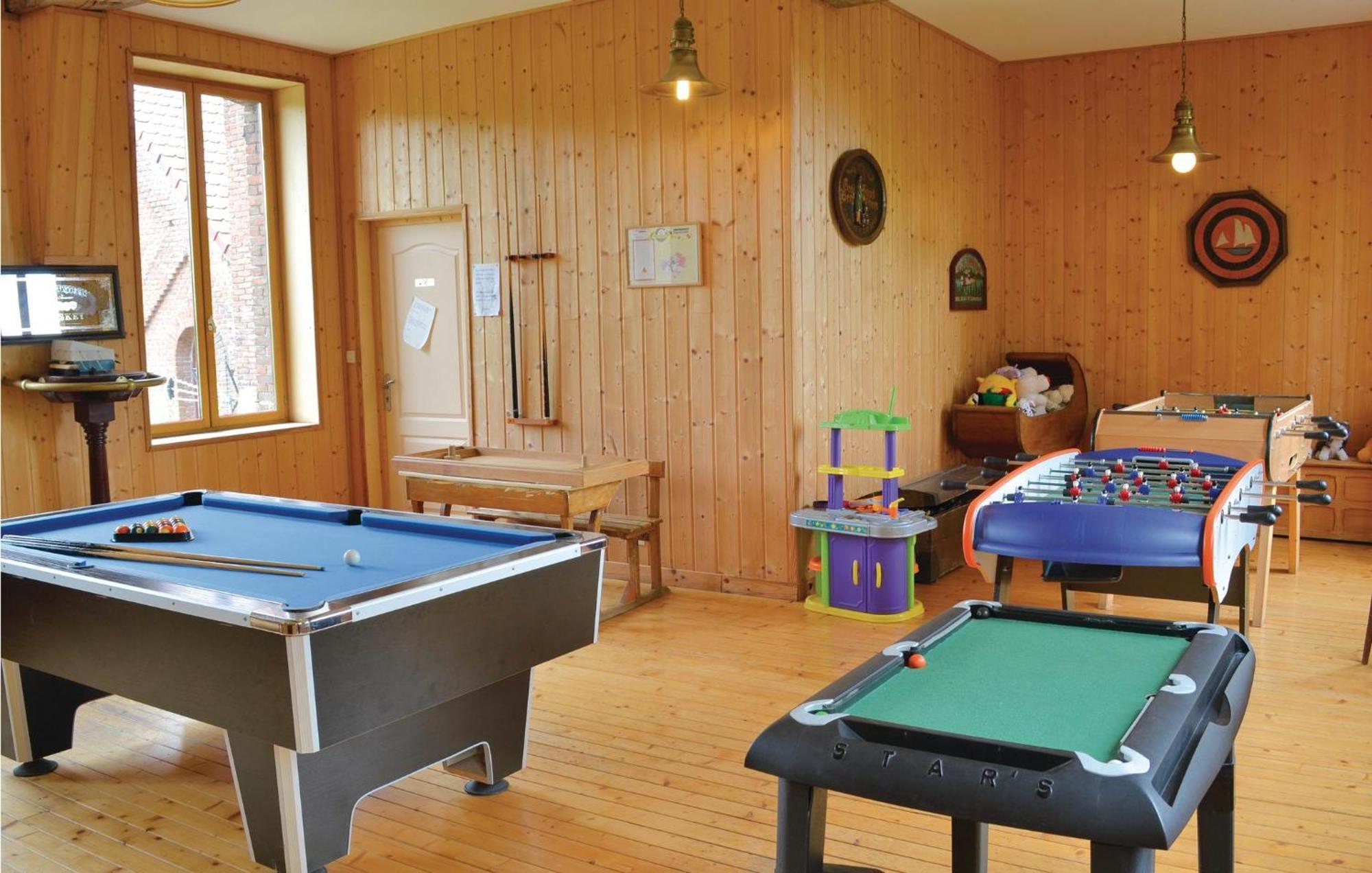 Pet Friendly Home In Quiestede With Kitchen Exterior photo